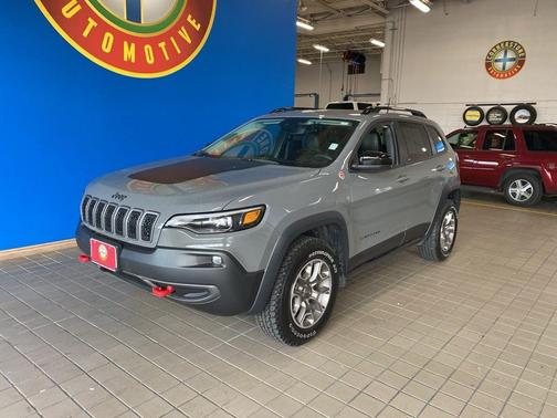 2022 Jeep Cherokee Trailhawk