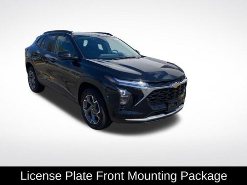 Mosaic Black Metallic 2025 Chevrolet Trax LT