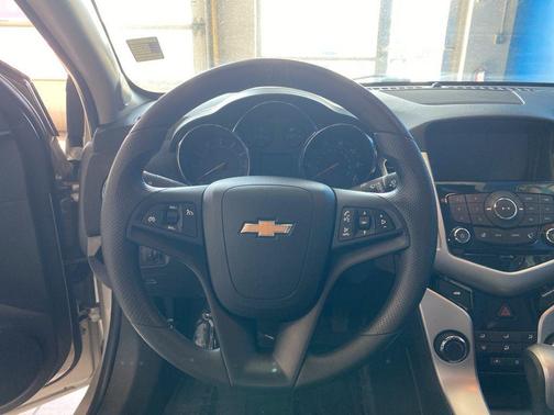 2015 Chevrolet Cruze 1LT