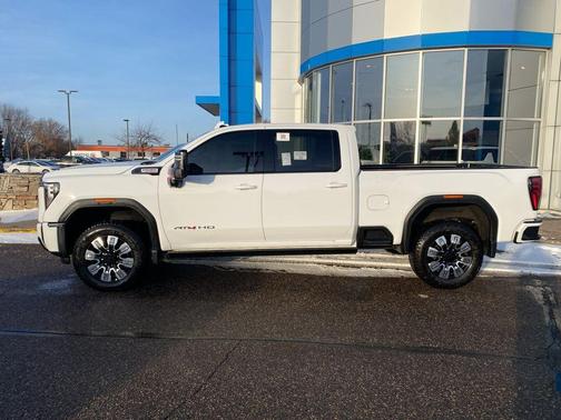 2024 GMC Sierra 3500 AT4