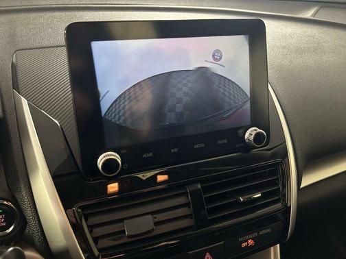Silver 2024 Mitsubishi Eclipse Cross SE