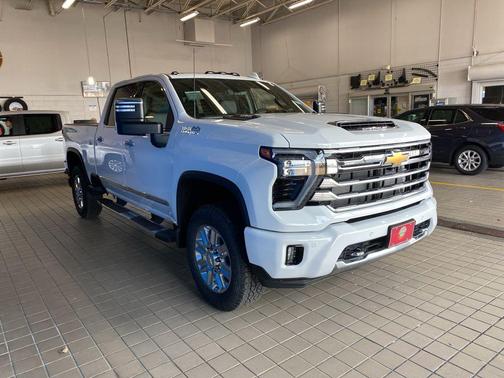 2025 Chevrolet Silverado 3500 High Country