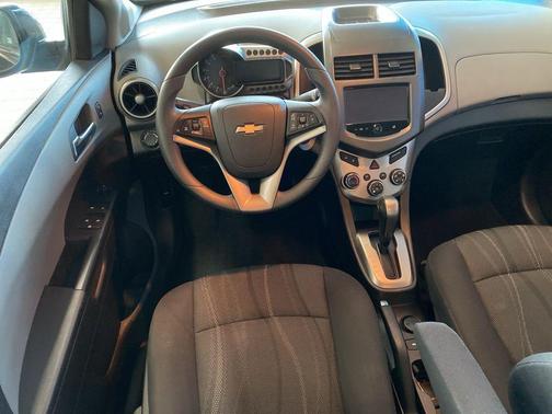 2016 Chevrolet Sonic LT