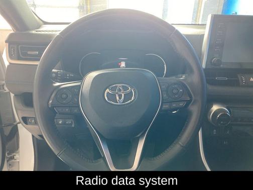 2019 Toyota RAV4 Hybrid XSE