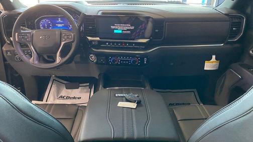 2025 Chevrolet Silverado 3500 High Country