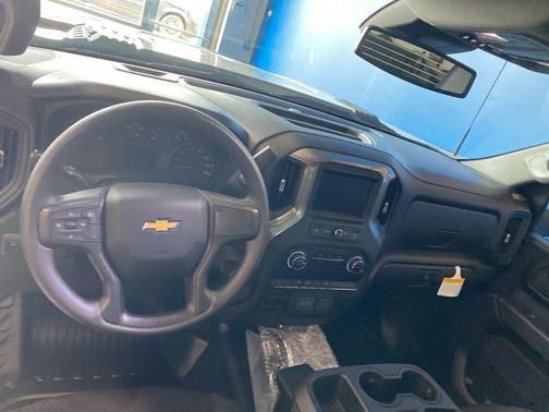 2025 Chevrolet Silverado 3500 WT