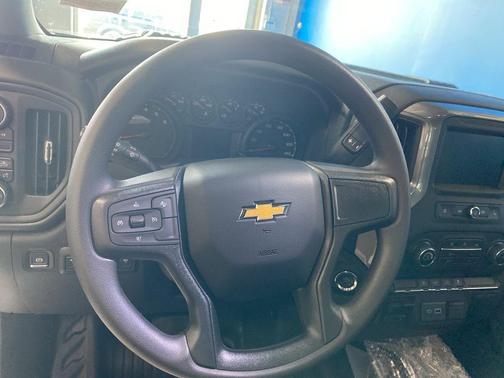 2025 Chevrolet Silverado 3500 WT