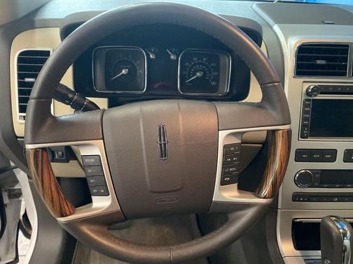 2010 Lincoln MKX Base