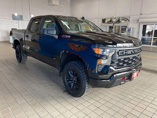 2023 Chevrolet Silverado 1500 Custom Trail Boss