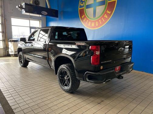 2023 Chevrolet Silverado 1500 Custom Trail Boss