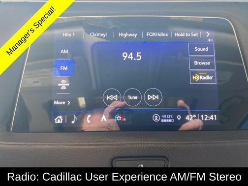 2022 Cadillac XT4 Premium Luxury