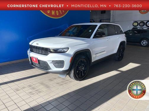 2024 Jeep Grand Cherokee Laredo