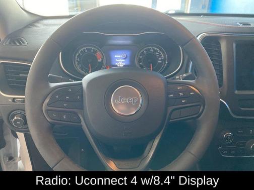 White 2022 Jeep Cherokee Trailhawk