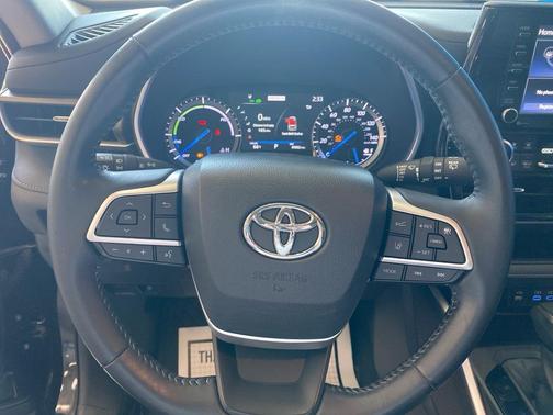 2022 Toyota Highlander Hybrid Hybrid XLE