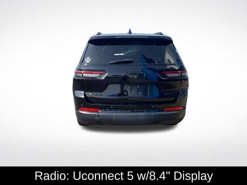 Black 2022 Jeep Grand Cherokee L Limited