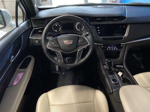 2021 Cadillac XT5 Sport