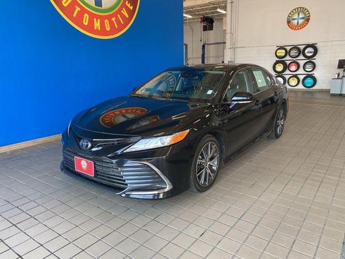 2023 Toyota Camry XLE V6
