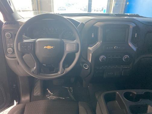 2025 Chevrolet Silverado 2500 Custom