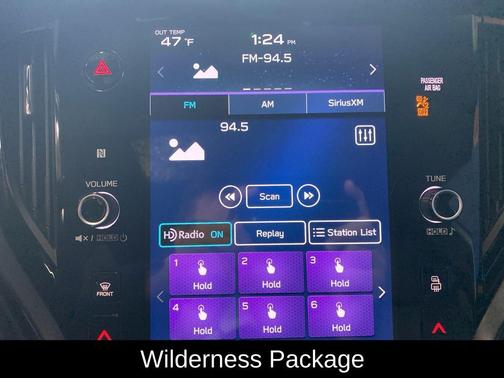 Crystal White Pearl 2022 Subaru Outback Wilderness