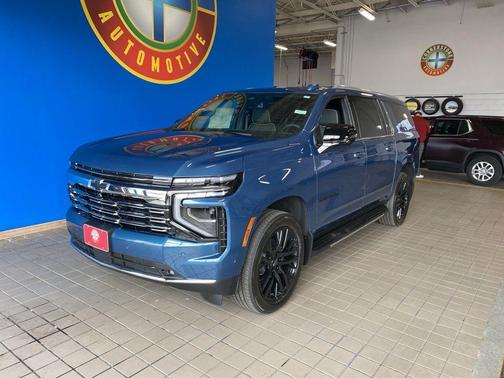 2025 Chevrolet Suburban Premier