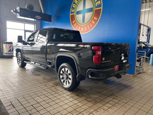 2024 Chevrolet Silverado 2500 Custom