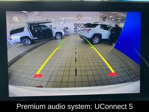 Bright White Clearcoat 2025 Jeep Compass Trailhawk