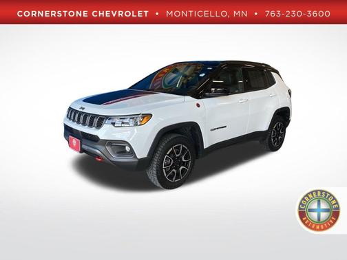 Bright White Clearcoat 2025 Jeep Compass Trailhawk