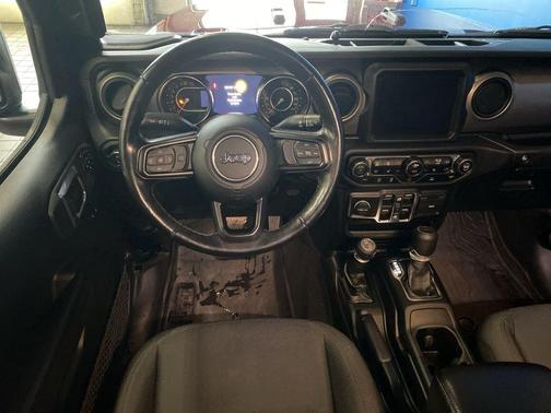 2021 Jeep Gladiator Sport