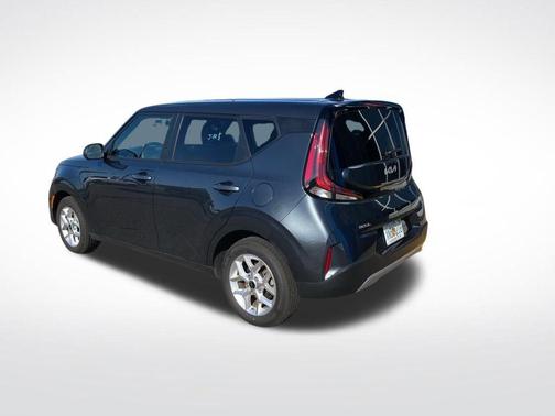 Gray 2025 Kia Soul LX
