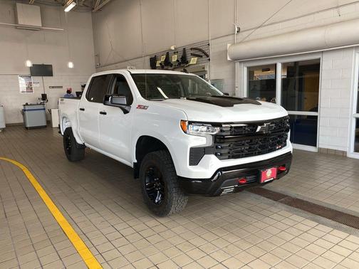 2025 Chevrolet Silverado 1500 LT Trail Boss
