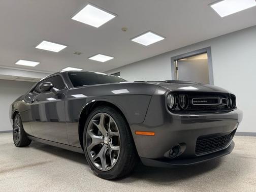 2015 Dodge Challenger SXT Plus