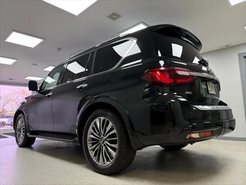 2021 INFINITI QX80 SENSORY AWD