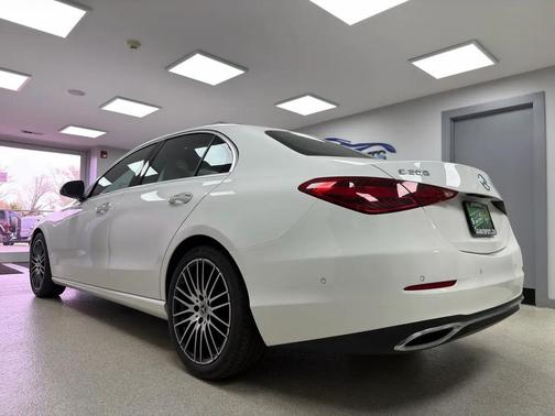 WHITE 2022 Mercedes-Benz C-Class C 300 4MATIC