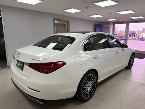 WHITE 2022 Mercedes-Benz C-Class C 300 4MATIC