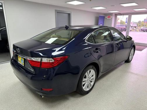 DAR BLUE 2014 Lexus ES 350 Base