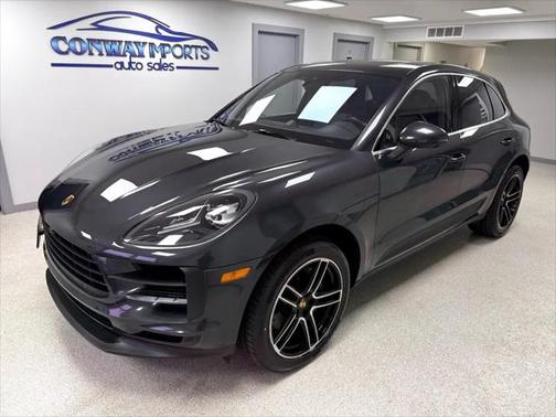 2020 Porsche Macan Base