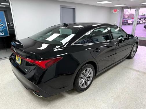 2019 Toyota Avalon XLE