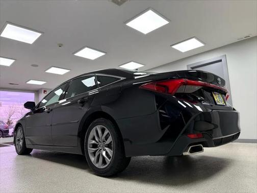 2019 Toyota Avalon XLE