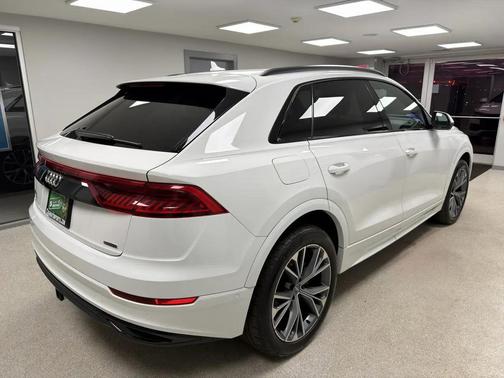 Carrara White 2021 Audi Q8 55 Premium