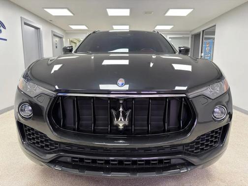 2017 Maserati Levante Base