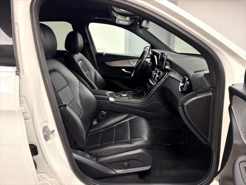 2019 Mercedes-Benz GLC 300 4MATIC
