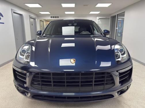 2018 Porsche Macan S