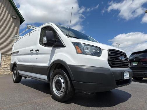 Oxford White 2016 Ford Transit-250 Base