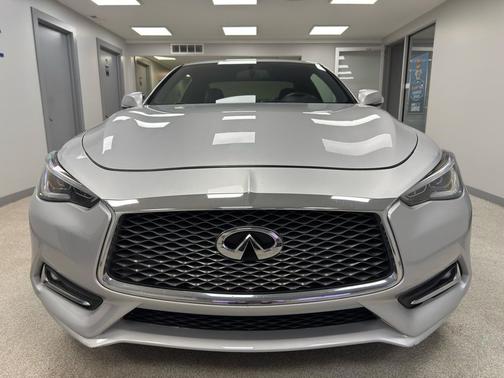 2017 INFINITI Q60 3.0T Premium