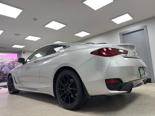 2017 INFINITI Q60 3.0T Premium