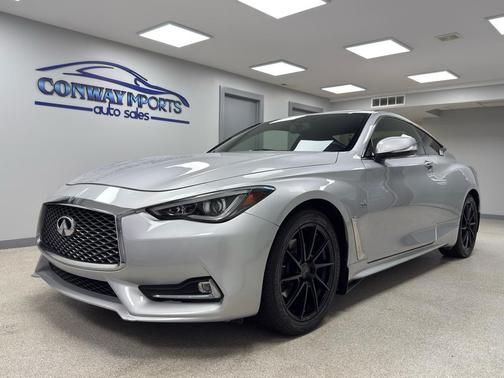 2017 INFINITI Q60 3.0T Premium