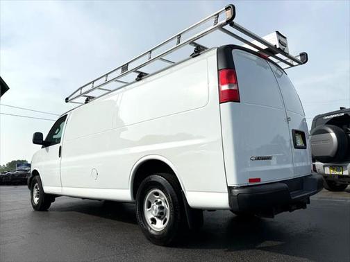2017 Chevrolet Express 2500 Work Van