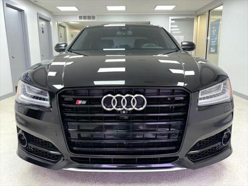 2016 Audi S8 4.0T