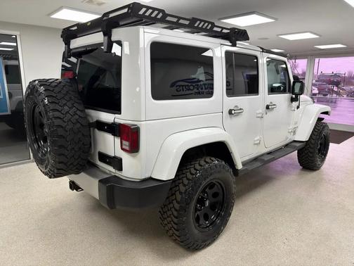 2011 Jeep Wrangler Unlimited Sahara