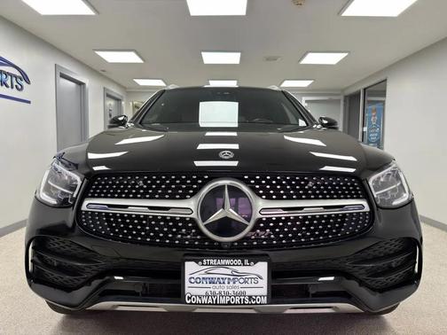 BLACK 2022 Mercedes-Benz GLC 300 4MATIC